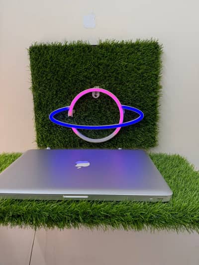 MacBook pro laptop 2012 1 tb storage core i7