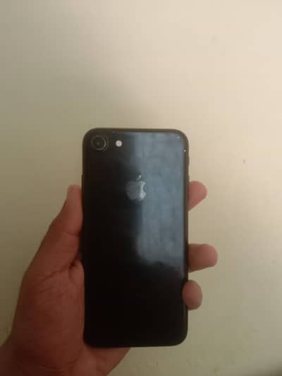 iphone 7 pta approved chlta chlta bnd ho gya paisy nhi ha thk krwany k