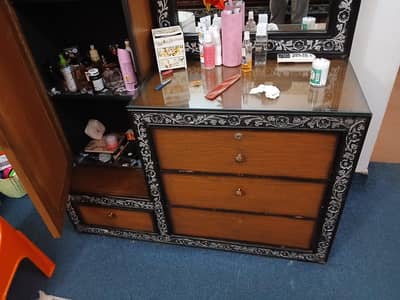 dressing in good condition