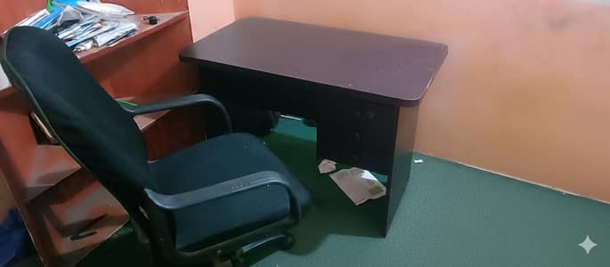 study table and chair