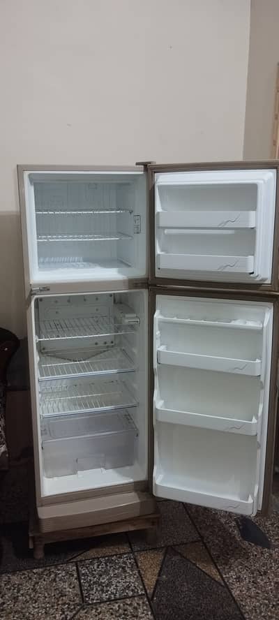 Dawlance Fridge Model 9144 in Excellent Condition For Sale.