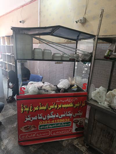 biryani counter for sale in good coundition 03214159634