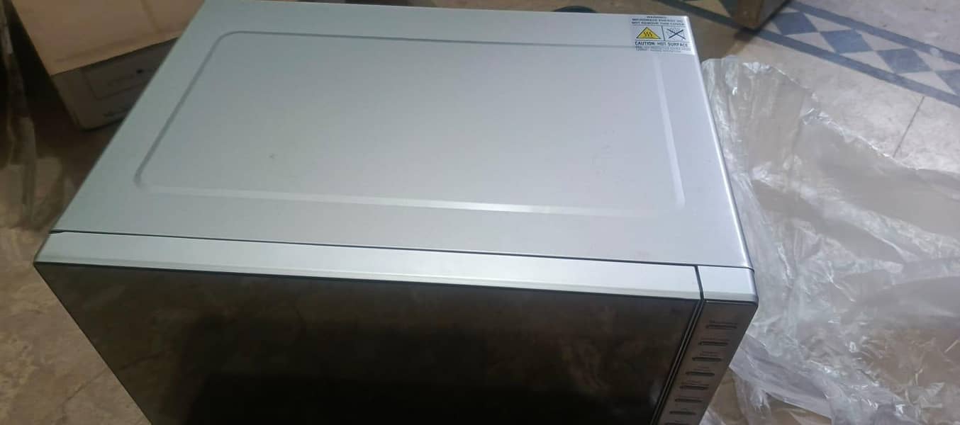 Dawlance Microwave 4