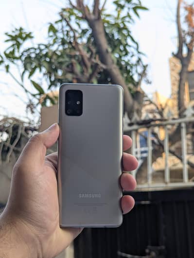 SAMSUNG A51