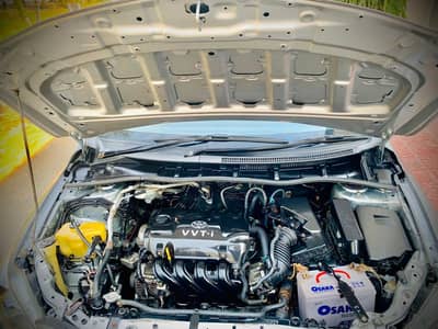 Toyota Corolla gli 2013 model. 2 piece touchup. all original.