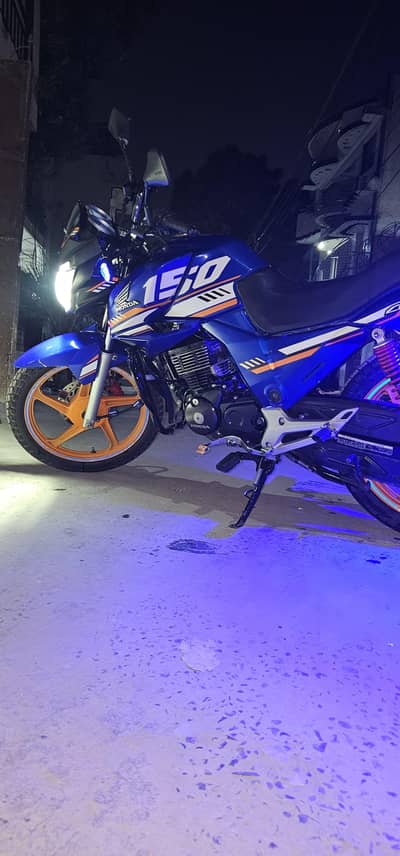 Honda CB 150F