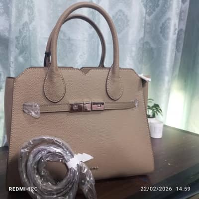 LORIANNE  original new hand bag