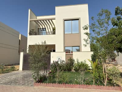 125 Sq Yd Ali Block Villa For Sale Bahria Town Karachi. 3 Bedrooms | All Facilities Nearby including Park, Mosque, Shopping Gallery & PSO Petrol Pump | Prime Location | Ready for Living.