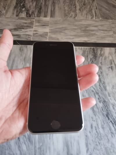 Iphone SE 64gb Non-Pta white colour