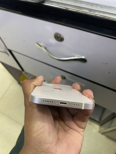 iPhone 13 Icloud Lock