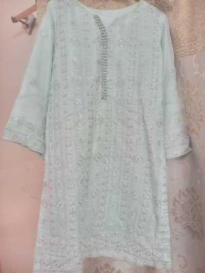 I want to sell my use dress