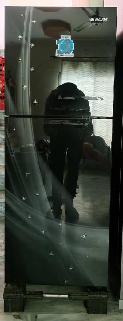 waves Small size refrigerator for Sale