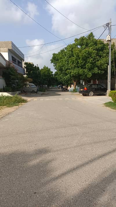 GARDEN CITY - LEASE 200 SQY PLOT BLOCK A, 50 FEET ROAD