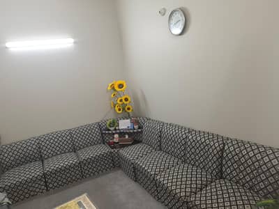 7 seater sofa set with corner table