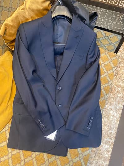 RICI MELION BRAND NEW SUIT 38'' size - NEVER WORN
