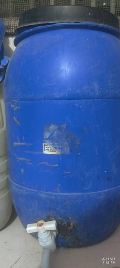 little plastic water drum
