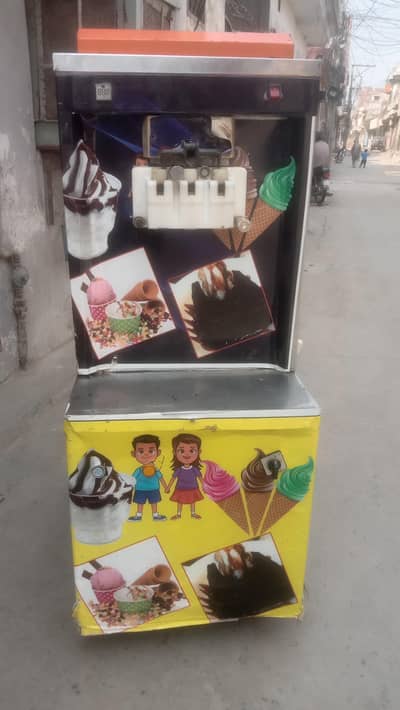 Softy Ice Cream Machine