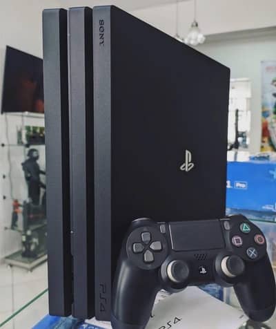 Playstation 4 Pro With 1 Controller Non-Jail Break Excellent Condition