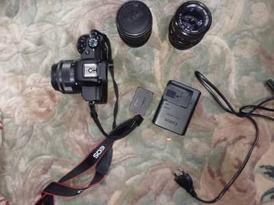 Canon M50 mark ii [with box, bag and accessories + Vintage lens