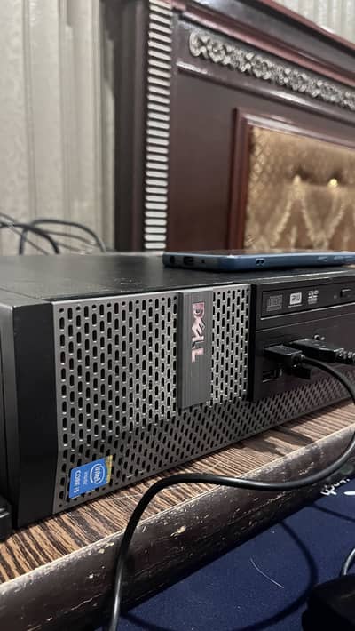 6GB RAM DDR3 CORE I3 with 256 SSD