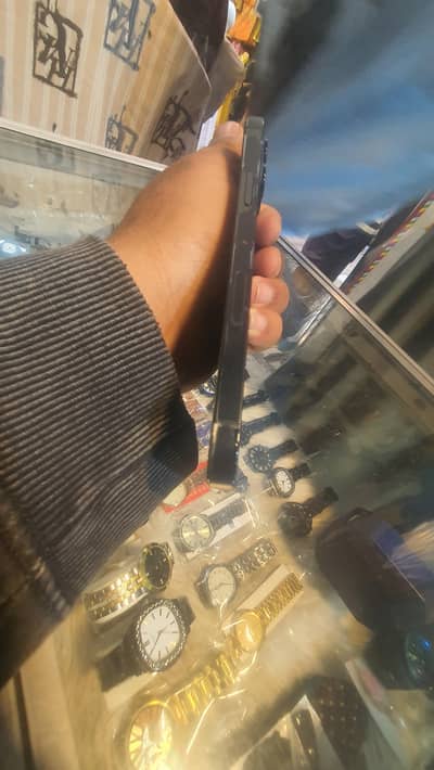 i phone 12 pro max non pta sim time hai battery health 84% 256gb