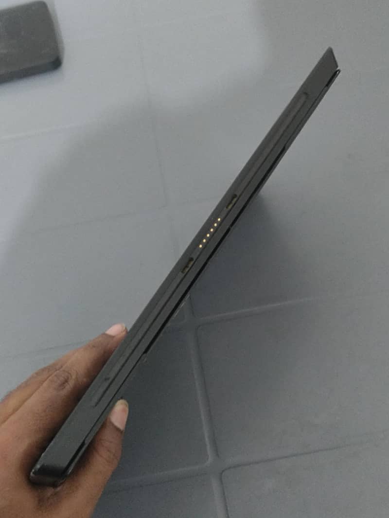 Microsoft Surface Pro 2 5