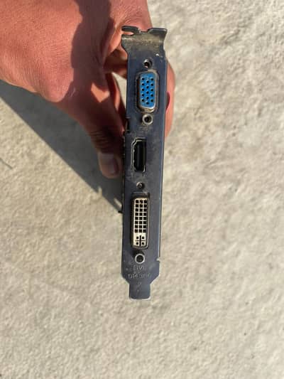 AMD Radeon HD7450 1GB DDR3 Gaming Graphic Card, Play Smoothly