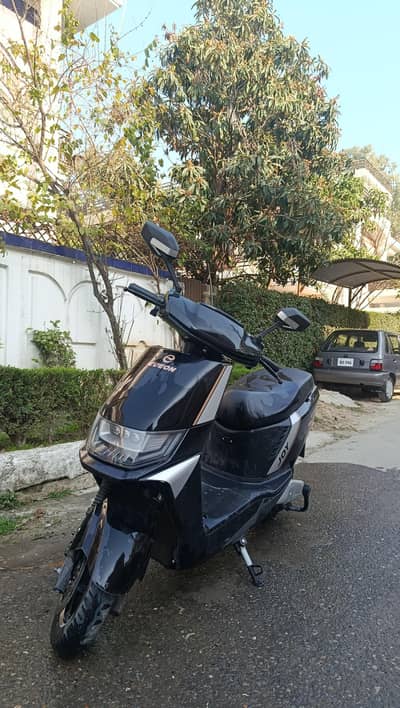 EVEON electric scooter