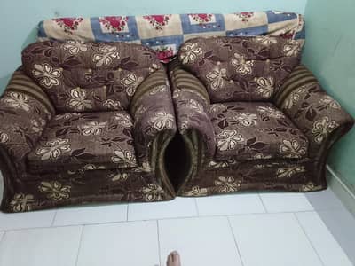 Comfortable 3 Seater Sofa – Clean & Neat Condition