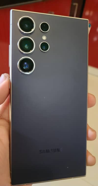 Samsung Galaxy S24 Ultra. Titanium Violet.