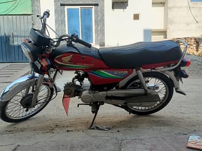HONDA CD 70 FOR SALE IN GENUINE CONDITION