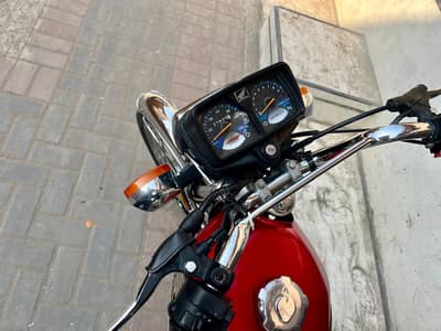 Honda 125 self start Special addition urgent sale