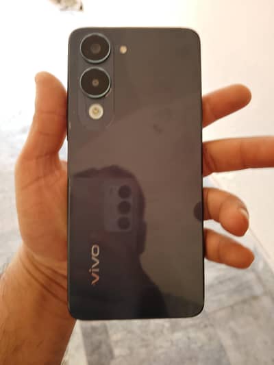 VIVO YO4 ALL OK. 11 MONTH WATTENTY 4 128 ALL ASSESORIES