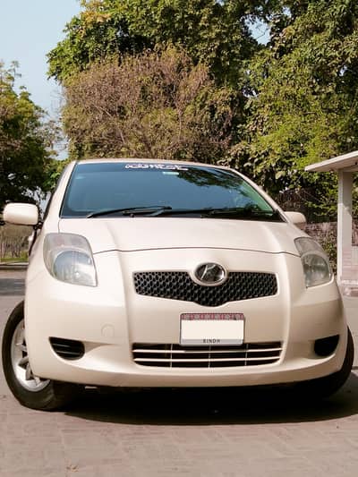 Toyota Vitz 2005 (Push-start)