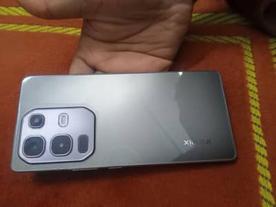 not50 complete box 10by10 wireless charger