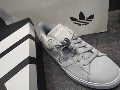 Addidas shoes brand new