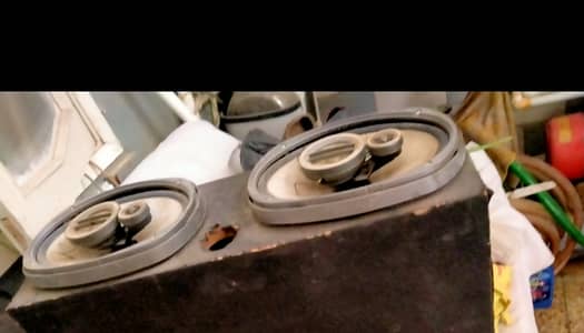 Car Speakar with Box For Sale in Karachi