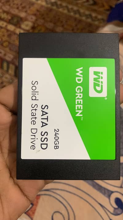SATA SSD 240gb