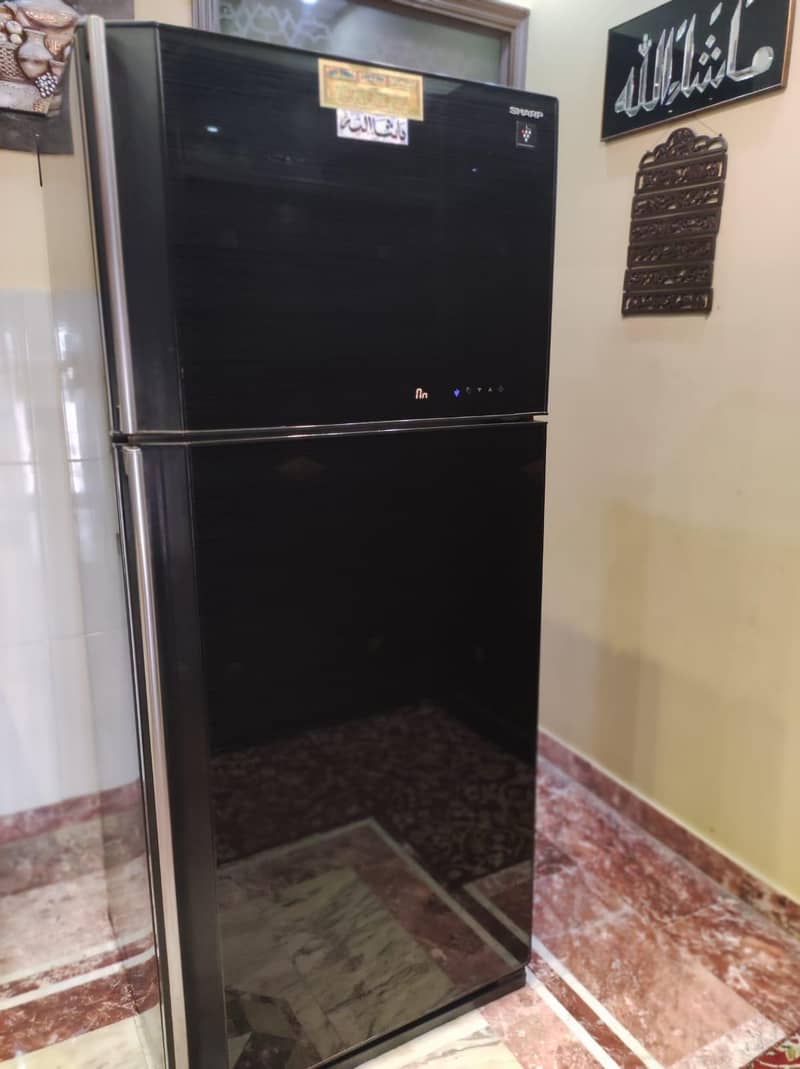 Sharp Refrigerator 0
