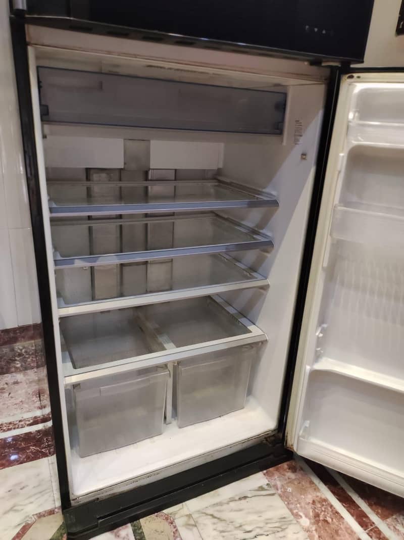 Sharp Refrigerator 4