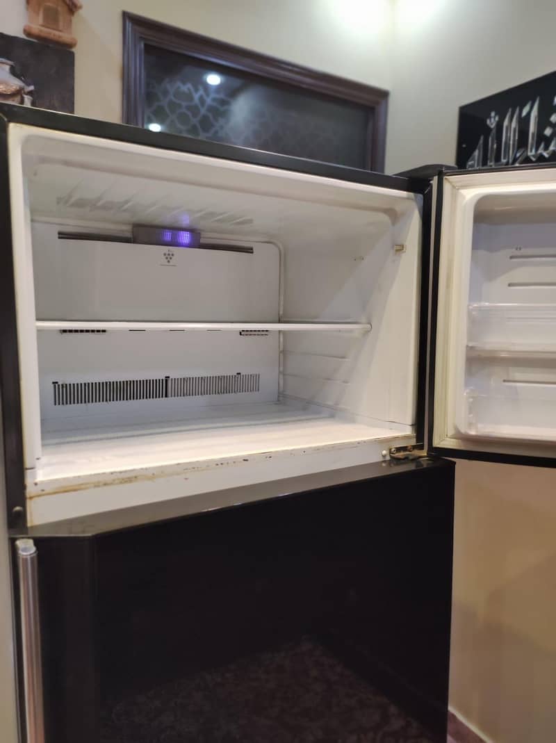 Sharp Refrigerator 9