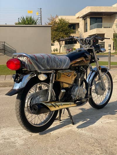 Honda CG 125 special gold edition