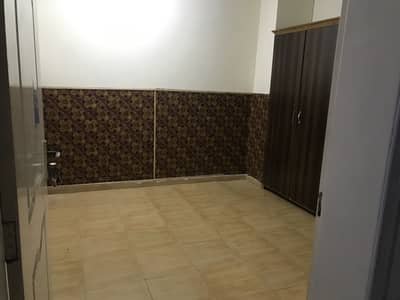 Flats available for rent family and bachelors