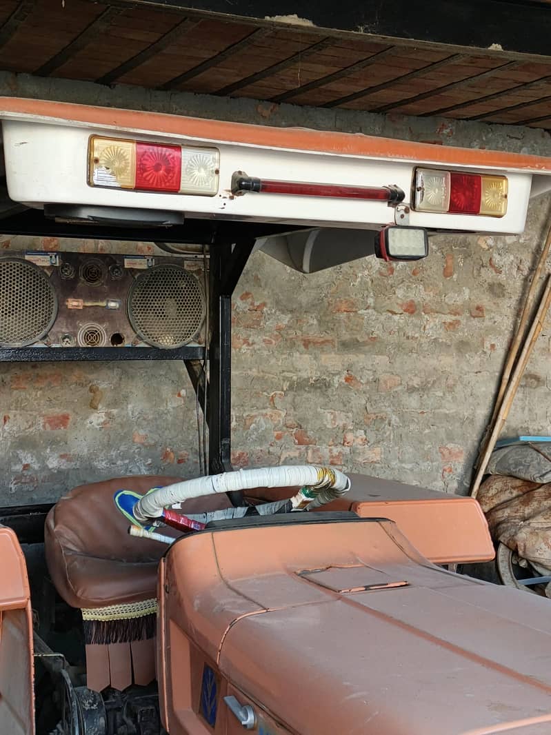 ٹریکٹر چھت فار سیل 3