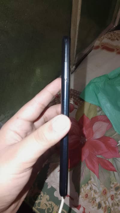 Infinix hot 10 Play 2/32 hotspot phone 6000 mAh