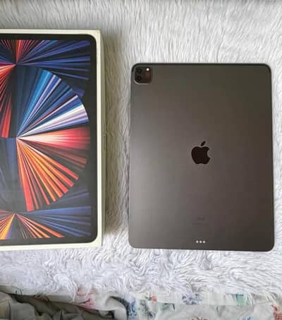 iPad pro m1 chip 5th generation 128gb 12.9 inches I pad
