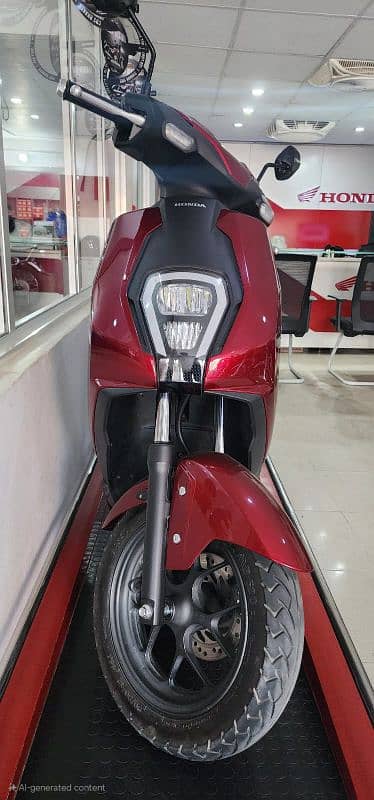 Honda eve bike with CD 70 or cg 125 red