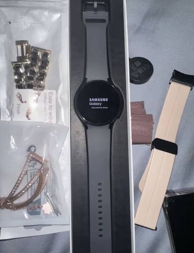 Samsung galaxy watch 5 44mm with box