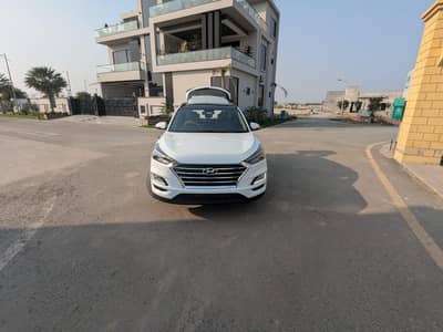 hyndai tucson AWD white Islamabad number for sale .