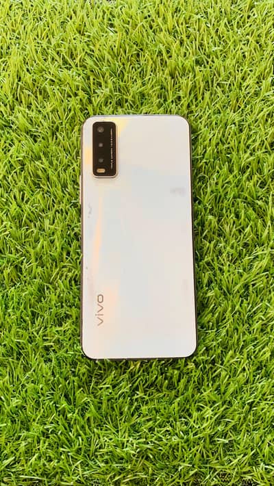 Vivo y20 4/64 PTA approved Good betry timing for sale